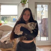 Sitterprofilbild: Lara F.