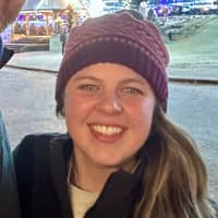 Sitter Profile Image: Laura K.