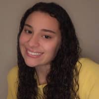 Sitter Profile Image: Abigail H.