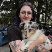 Sitter Profile Image: Taylor H.