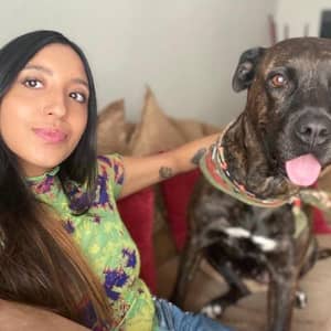 Sitter Profile Image: Laura V.