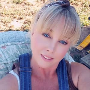 Tracie W.