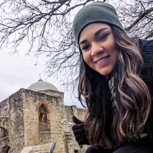 Sitter Profile Image: Juliana G.