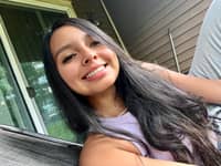 Sitter Profile Image: Laura B.