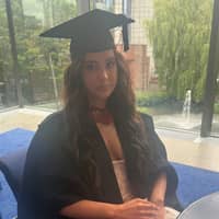 Sitter Profile Image: Elizabeth J.