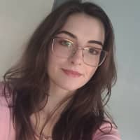 Sitter Profile Image: Valerie H.