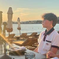 Sitterprofilbild: Мирон К.