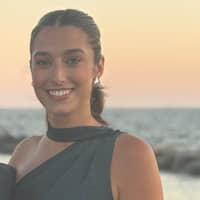 Sitter Profile Image: Julia H.