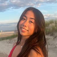 Sitter Profile Image: Anna D.