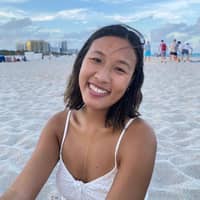 Sitter Profile Image: Josephine Li L.