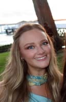 Sitter Profile Image: Lauren M.