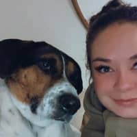 Sitter Profile Image: Courtney R.