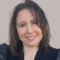 Sitter Profile Image: Lisa P.