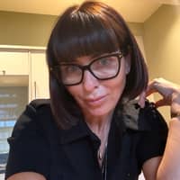 Sitter Profile Image: Emma louise sarah F.