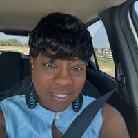 Sitter Profile Image: Yvonne C.