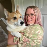 Sitter Profile Image: Holly M.