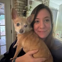 Sitter Profile Image: Veronica W.