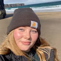 Sitter Profile Image: Lindsay W.