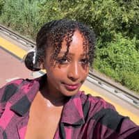 Sitter Profile Image: Olivia A.