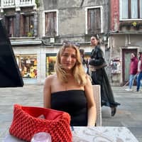 Sitter Profile Image: Elisha W.