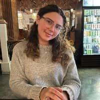 Sitter Profile Image: Pietra A.