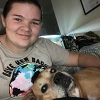 Sitter Profile Image: Lily U.