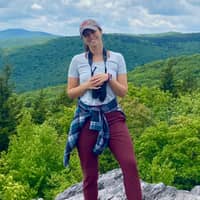 Sitter Profile Image: Lauren M.