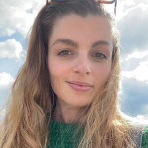 Sitter Profile Image: Eloïse H.