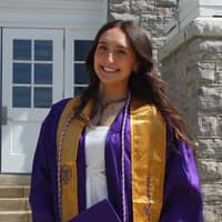 Sitter Profile Image: Madison L.