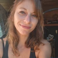 Sitter Profile Image: Natalie J.