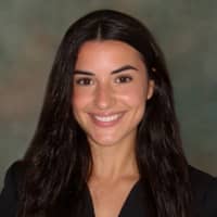 Sitter Profile Image: elena b.