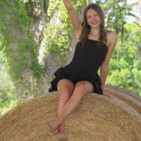 Sitter Profile Image: Hailey F.