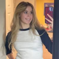 Sitter Profile Image: Mary Kate M.