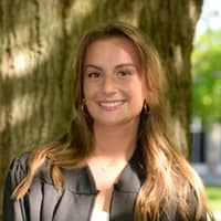 Sitter Profile Image: Abigail M.