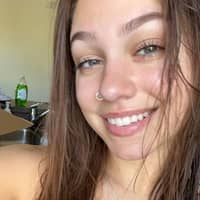 Sitter Profile Image: Kaleigh H.