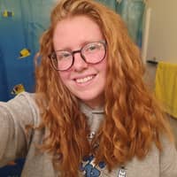 Sitter Profile Image: Shanna R.