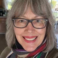 Sitter Profile Image: Donna W.
