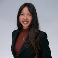 Sitter Profile Image: Elizabeth T.