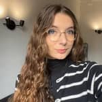 Sitter Profile Image: Hélène Z.