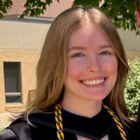 Sitter Profile Image: Abigail S.