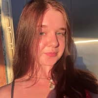 Sitter Profile Image: Emilia H.