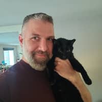 Sitter Profile Image: Viktor K.