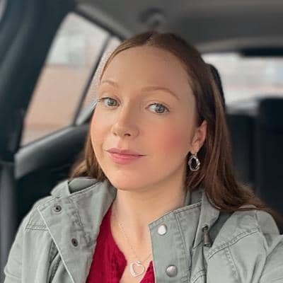 Sitter Profile Image: Ashley W.