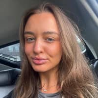 Sitter Profile Image: Nicole R.