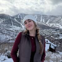 Sitter Profile Image: Ara C.