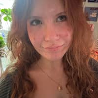 Sitter Profile Image: Alexis R.