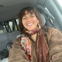 Sitter Profile Image: Aurora F.