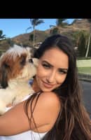 Sitter Profile Image: Arianna C.