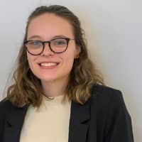 Sitter Profile Image: Emily V.