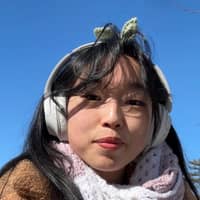 Sitter Profile Image: Jennifer Z.